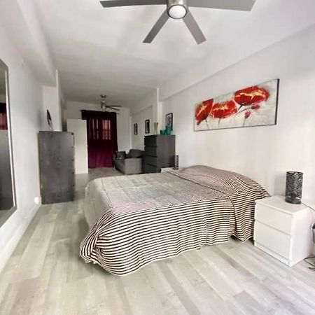 Rainbow Rentals Marques 7 貝尼多姆 外观 照片